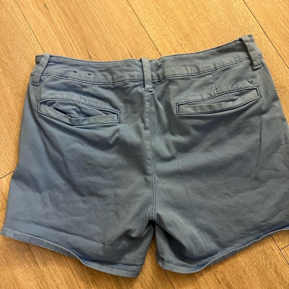 American Eagle Midi Shorts 12 - Picture 2 of 5